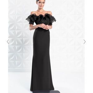 Alexander by Daymor gown style 1257 size 10 in all black